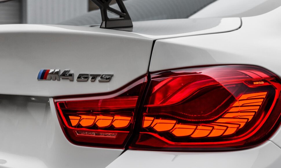 BMW M4 GTS
