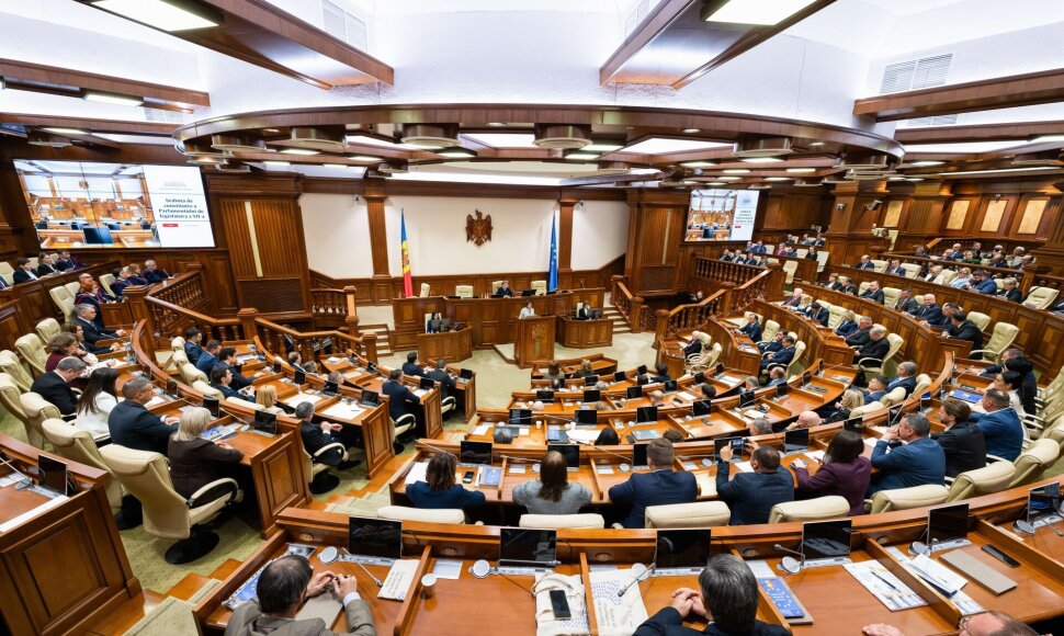 Moldovos parlamentas / Vadim Denisov / ZUMAPRESS.com