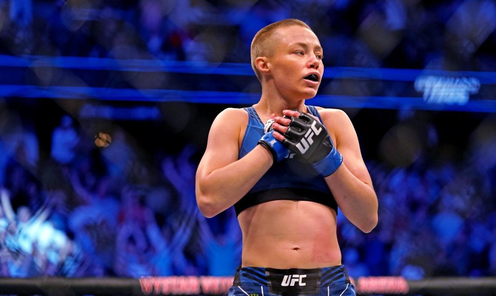 Rose Namajunas įveikė Zhang Weili ir iškovojo pasaulio čempionės diržą.