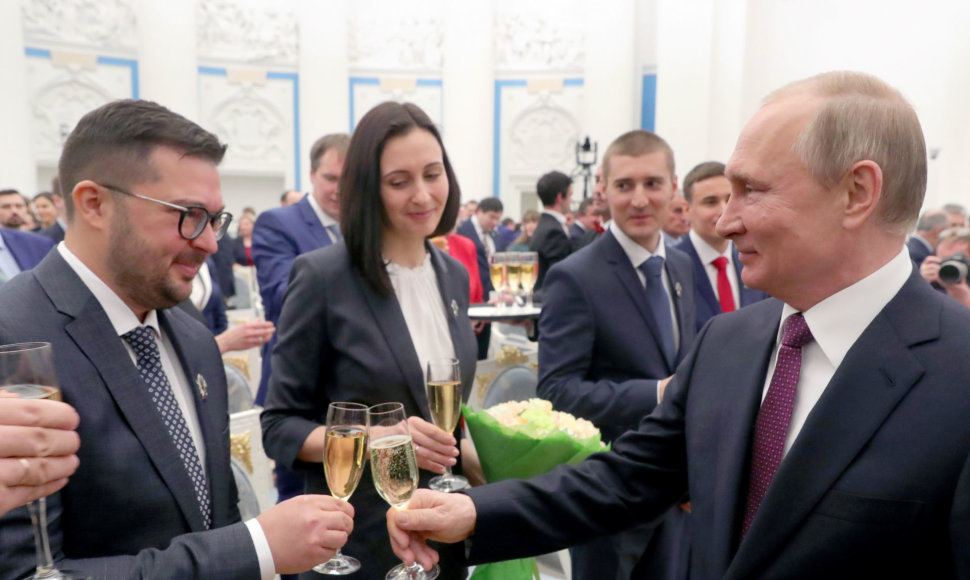 V.Putinas susitinka su Rusijos jaunaisiais mokslininkais