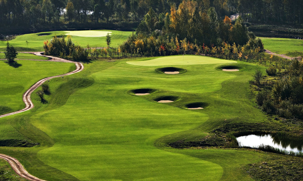 „The V Golf Club“ aikštynas