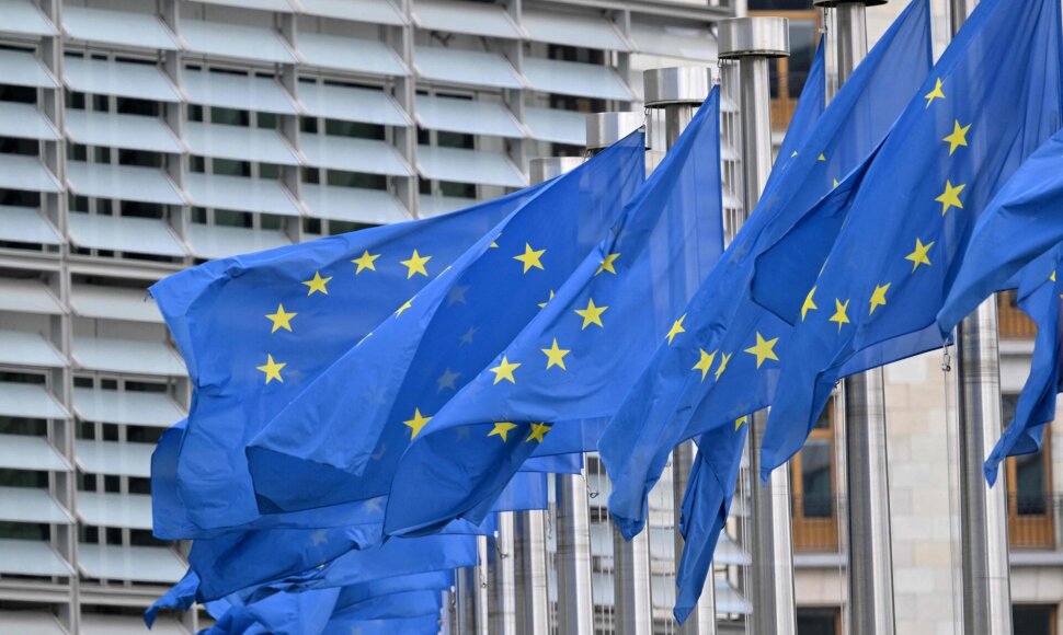 Europos Sąjungos vėliavos / NICOLAS TUCAT / AFP