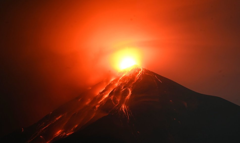 Paskutinis Fuego ugnikalnio išsiveržimas įvyko 2018 m.