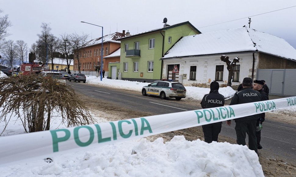 Per išpuolį peiliu Slovakijos mokykloje žuvo du žmonės