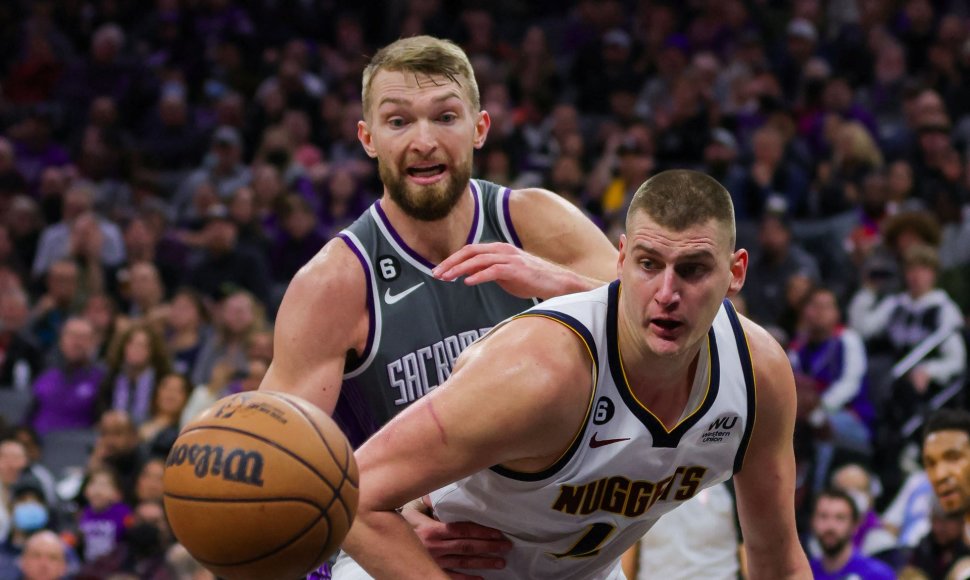 Domantas Sabonis prieš Nikolą Jokičių