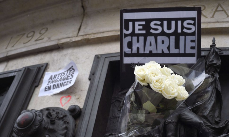 Prancūzijoje gedima išpuolio „Charlie Hebdo“ redakcijoje aukų. 