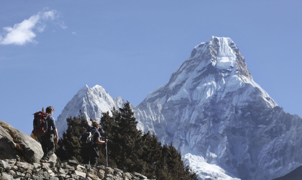 Po trijų metų pertraukos alpinistai vėl bandys pasiekti Everesto viršūnę