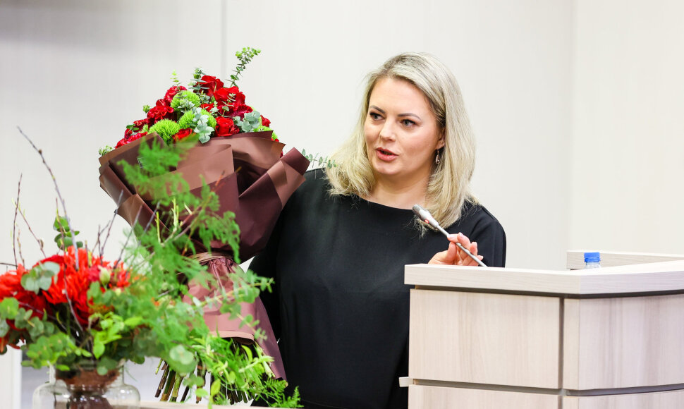 Prisiekė naujai i&scaron;rinkta Klaipėdos miesto savivaldybės taryba ir meras