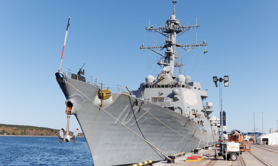 Jungtinių Amerikos Valstijų karinis laivas USS „Gravely“
