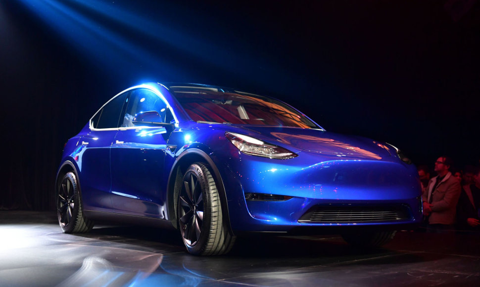 „Tesla Model Y“ pristatymas
