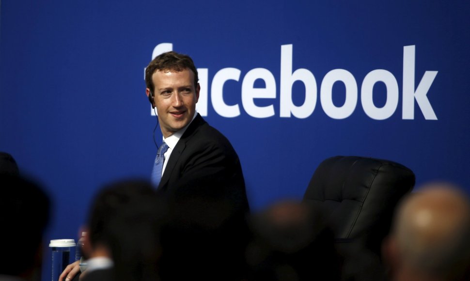 19. „Facebook“ generalinis direktorius Markas Zuckerbergas