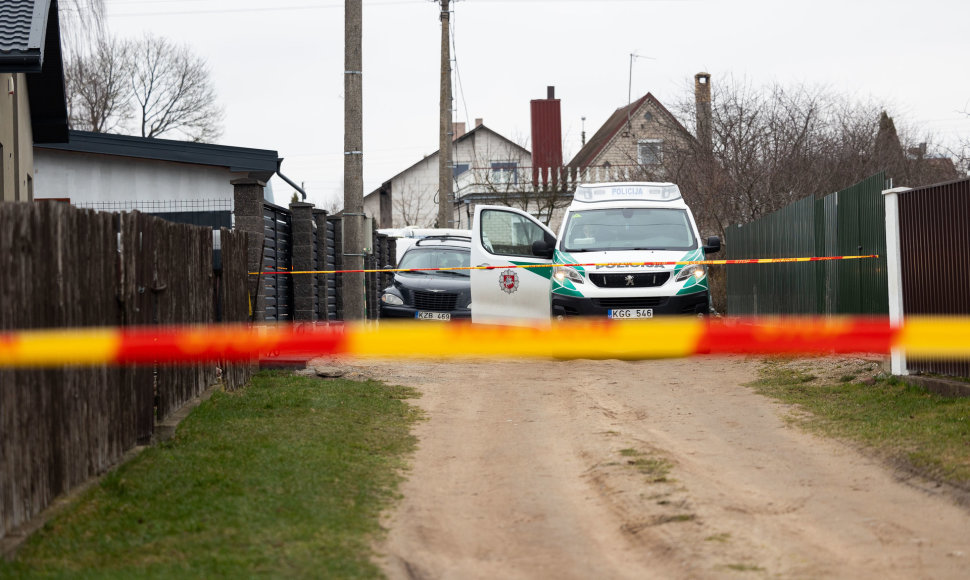 Šalčininkuose vyras nušovė savo žmoną policijos pareigūnę