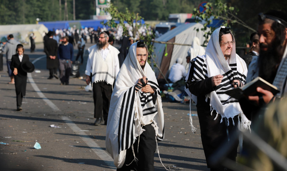Žydų chasidų piligrimai prie Ukrainos sienos