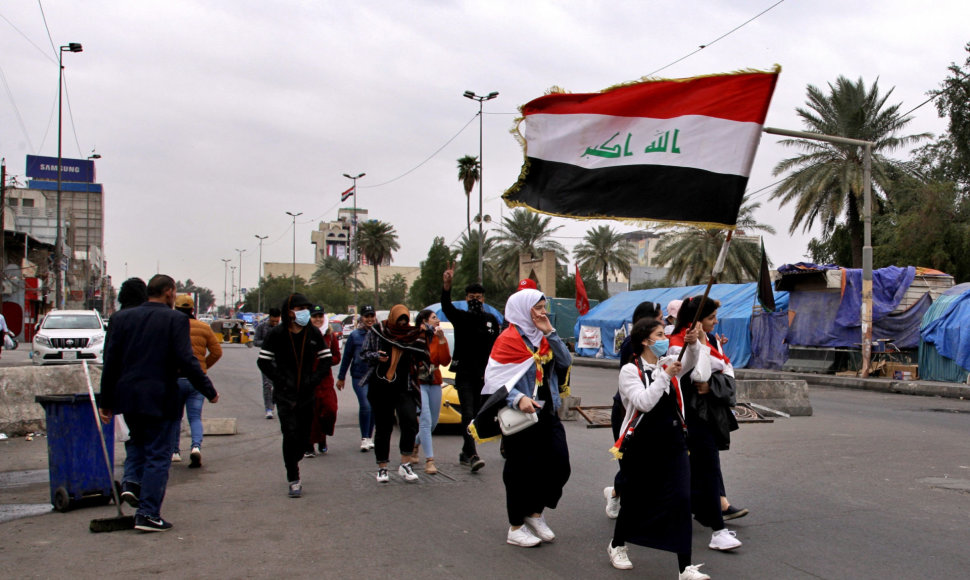 Protestuojantys studentai Irake