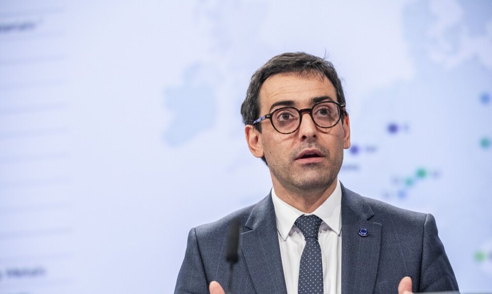S. Sejourne / Nicolas Landemard / ZUMAPRESS.com