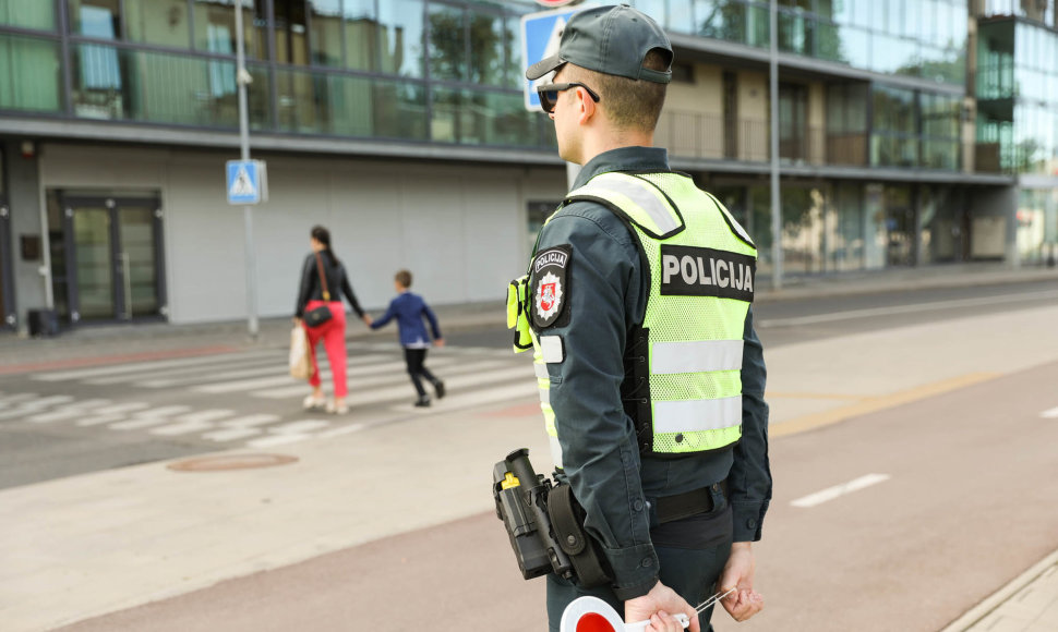 Policijai talkino ir savanoriai