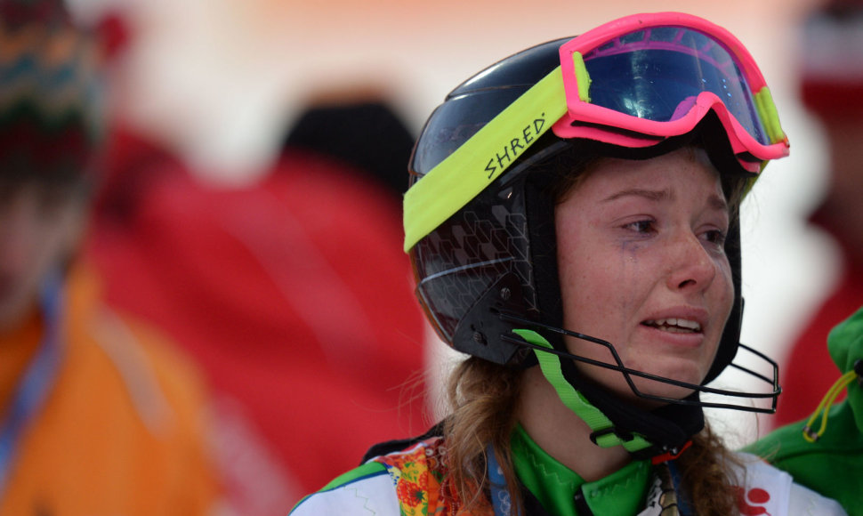 Ieva Januškevičiūtė po nevykusio starto Sočio olimpiadoje neslėpė apmaudo ir ašarų