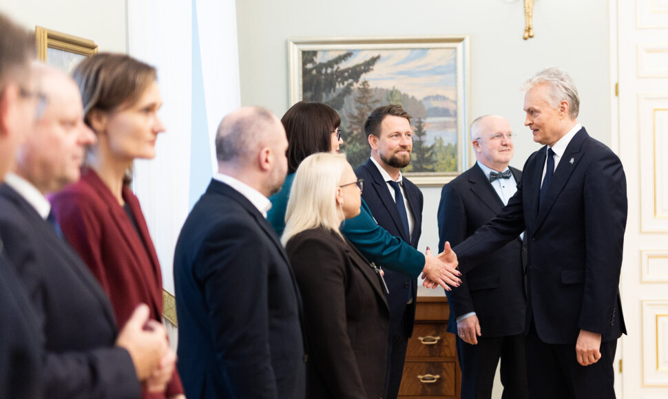 Prezidentas susitiko su Seimo Pirmininku ir Seimo frakcijų seniūnais 