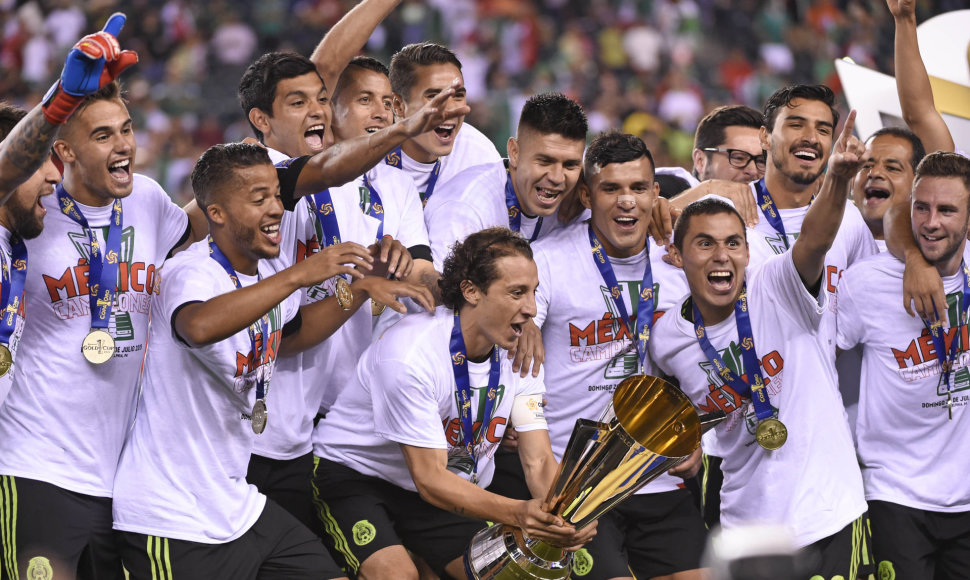 Meksikos futbolininkų triumfas