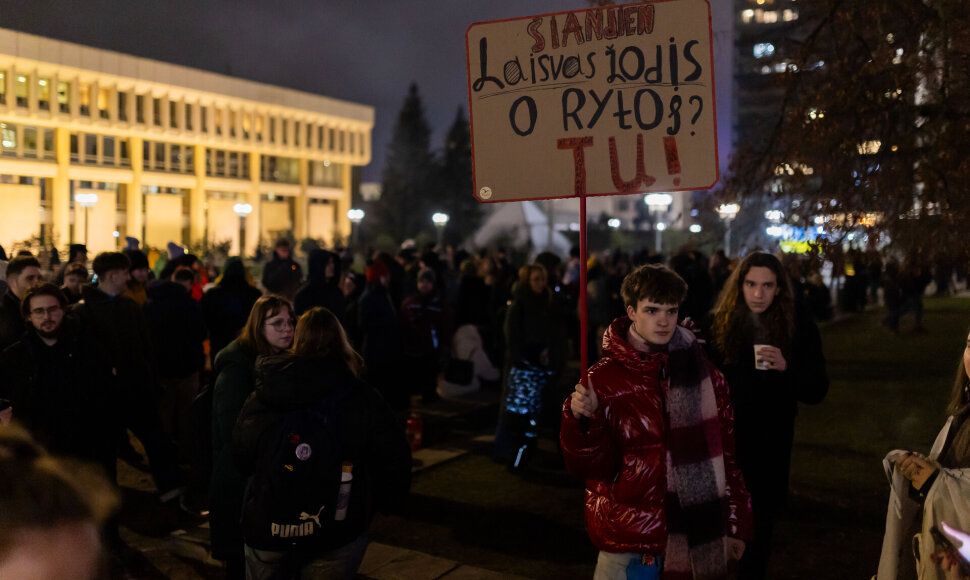 Trečiadienio protestas „Šalin rankas nuo laisvo žodžio!“
