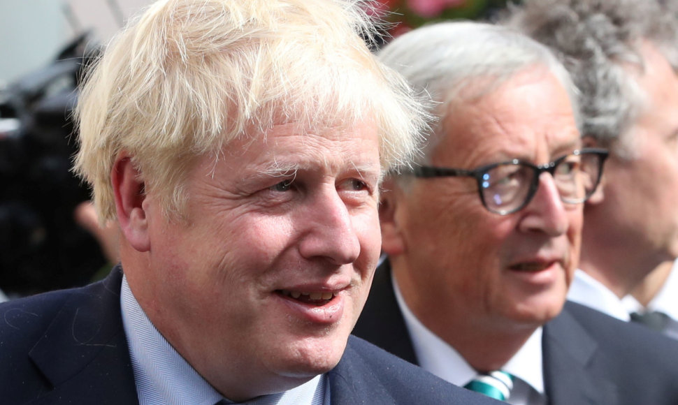 Borisas Johnsonas ir Jeanas-Claude'as Junckeris