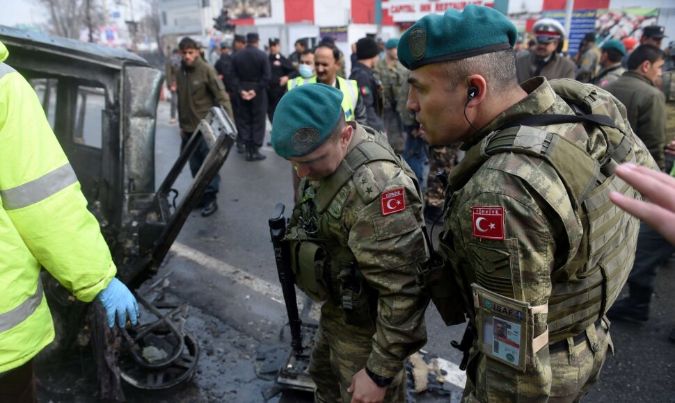 Turkijos kariai Kabule