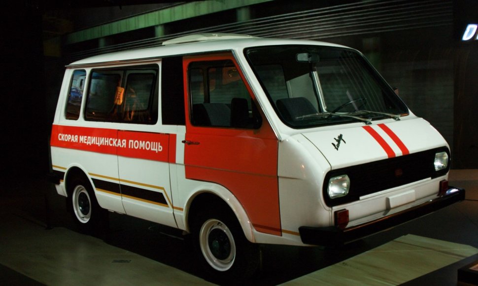 Mikroautobusas „Latvija“ (RAF) Rygos automobilių muziejuje