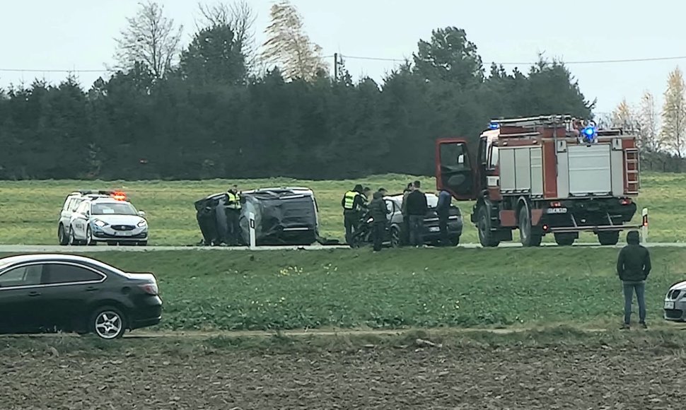 Per eismo įvykį Klaipėdos rajone, netoli Kretingalės, susidūrė du lengvieji automobiliai. 