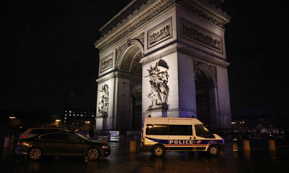 Triumfo arka / GUILLAUME BAPTISTE / AFP