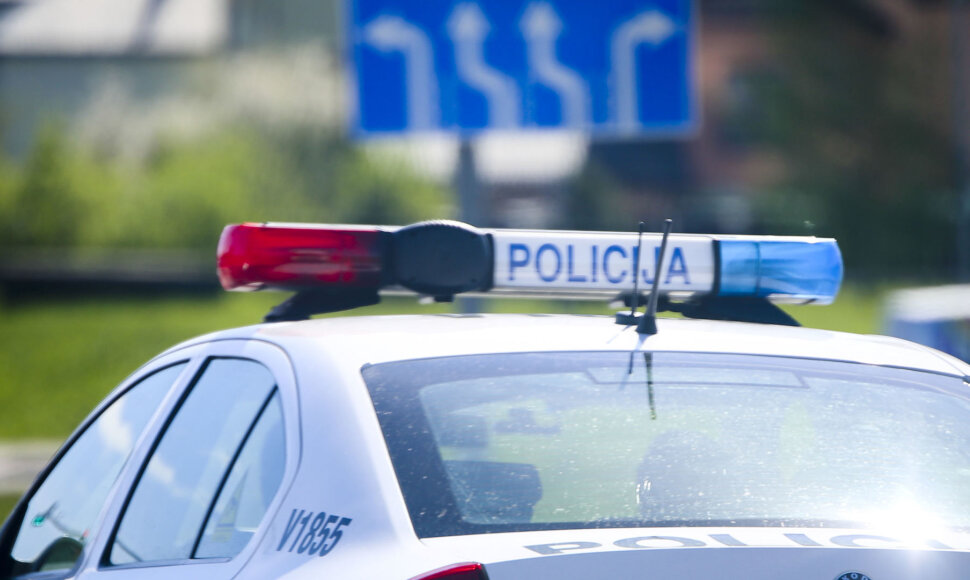 Policija