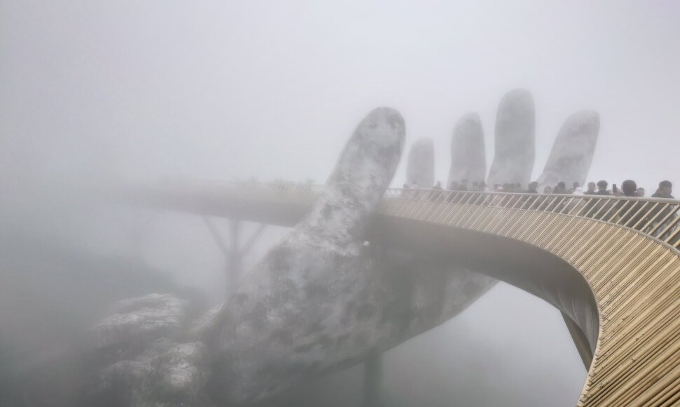 „The Golden Bridge“, Vietnamas