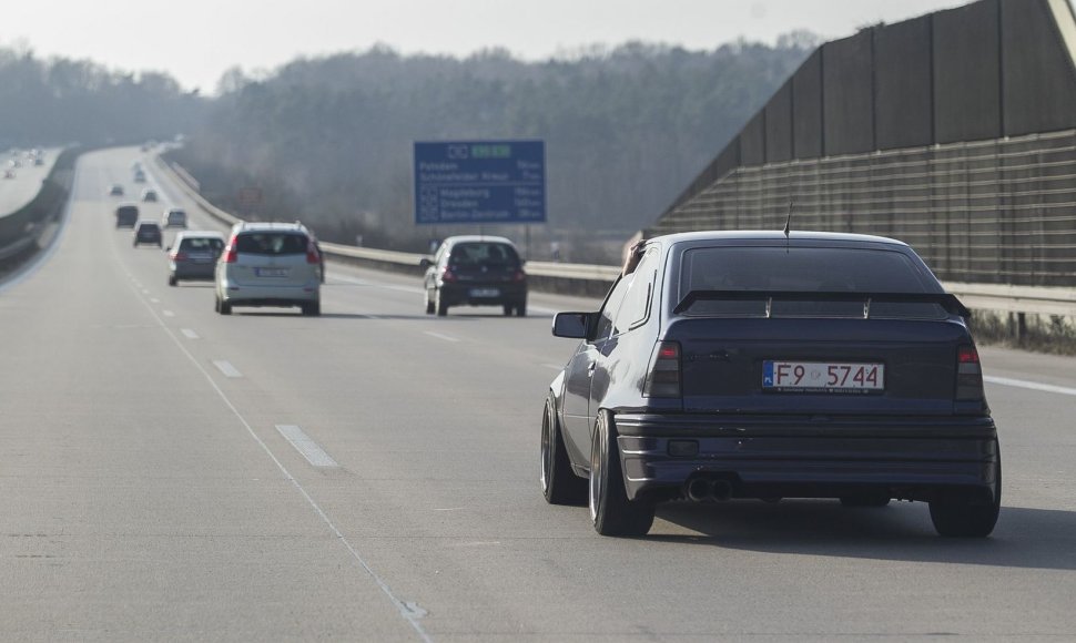 Vilnius-Ženeva su „Volvo XC60“