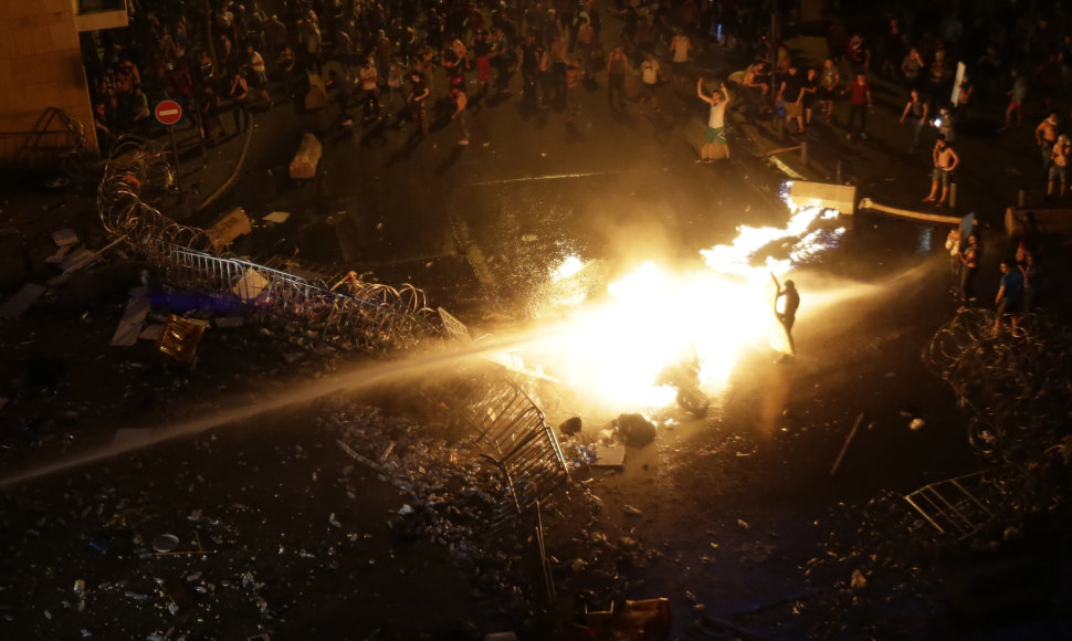 Protestuotojų ir policijos susirėmimai Beirute