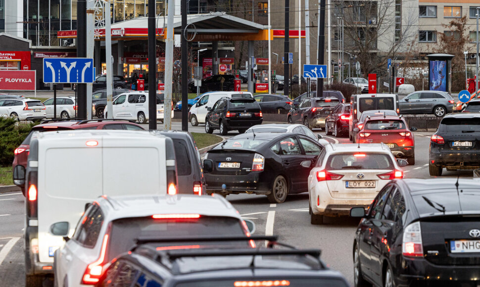 Prie&scaron;&scaron;ventinės automobilių spūstys Vilniuje
