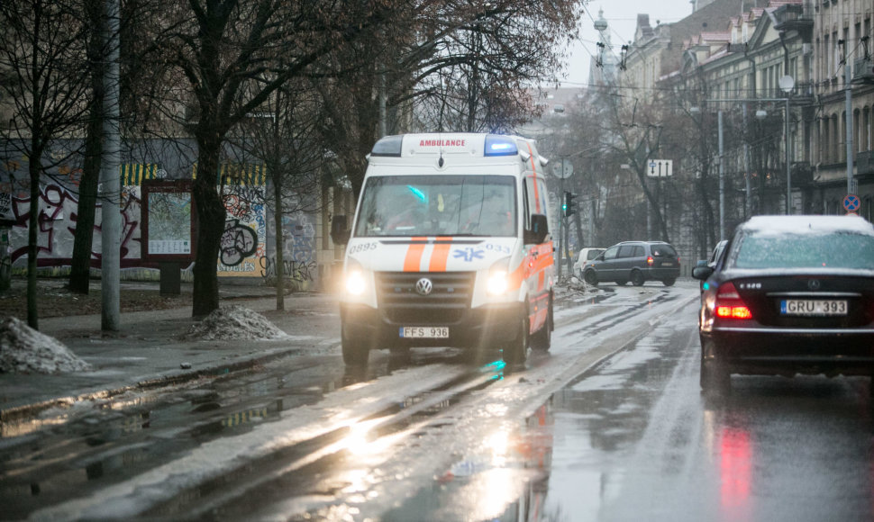 Vilniuje ketvirtadienio rytą labai slidu