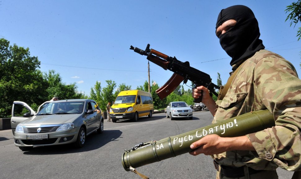 Prorusų ginkluotas teroristas Kramatorske