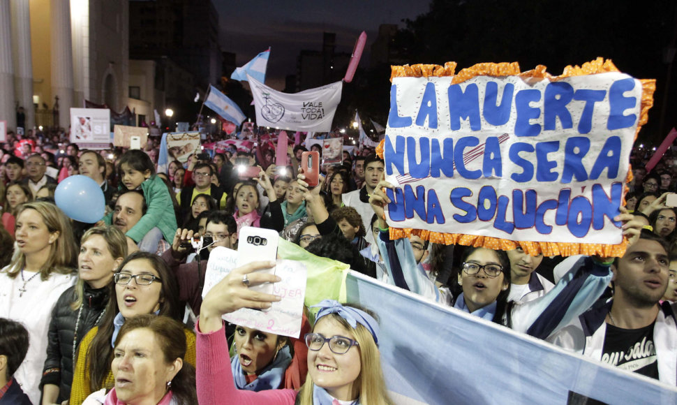 Protestas prieš abortų įteisinimą Argentinoje
