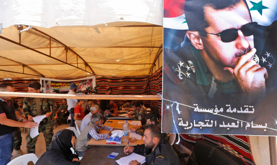 Basharo al-Assado plakatas Sirijos ir Libano pasienyje