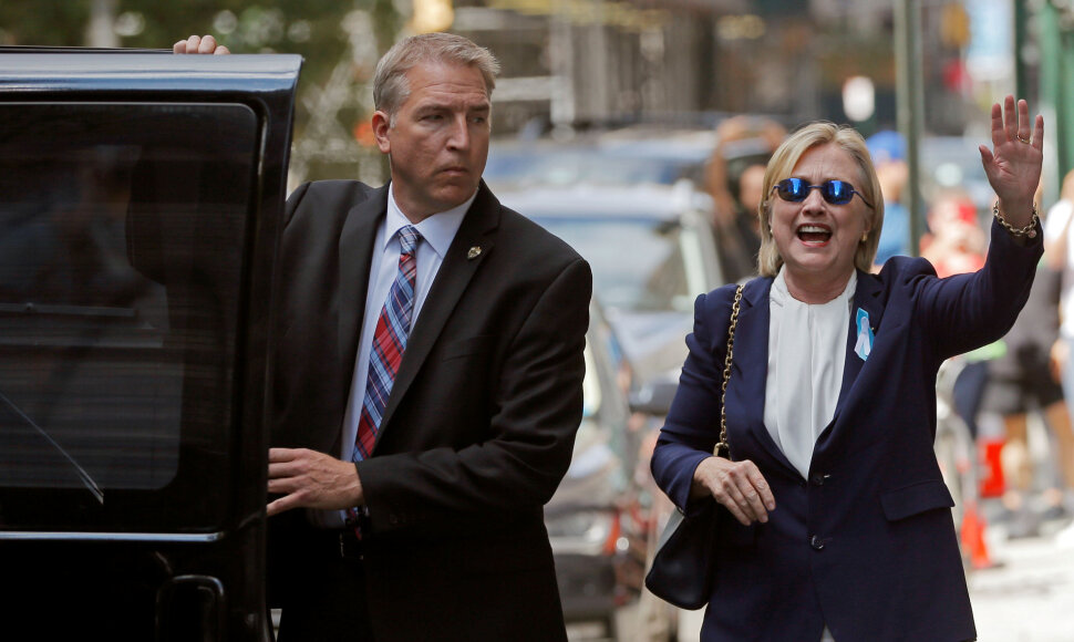 Hillary Clinton sako, kad jaučiasi gerai