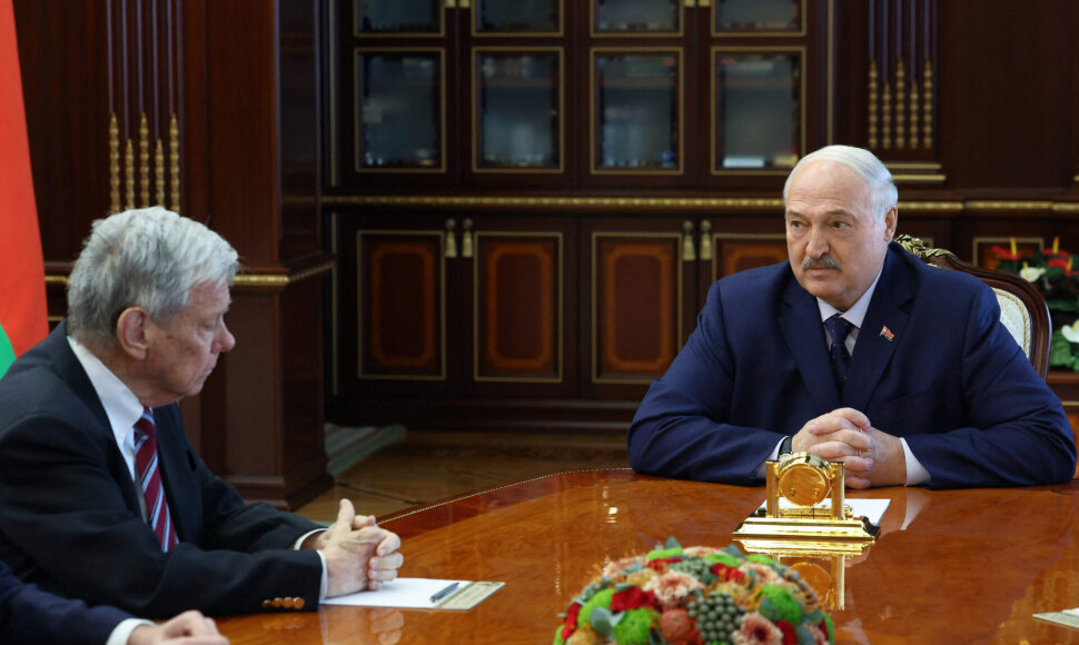 J. Coale'as susitiko su A. Lukašenka / HANDOUT / AFP