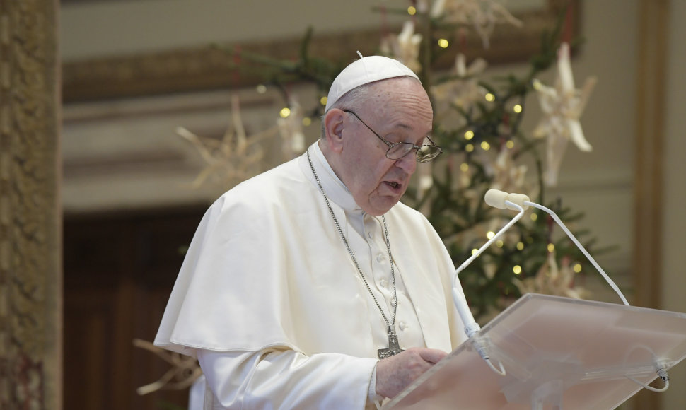 Tradicinės, tačiau šiemet kitokios Šv. Kalėdų mišios ištuštėjusiame Vatikane