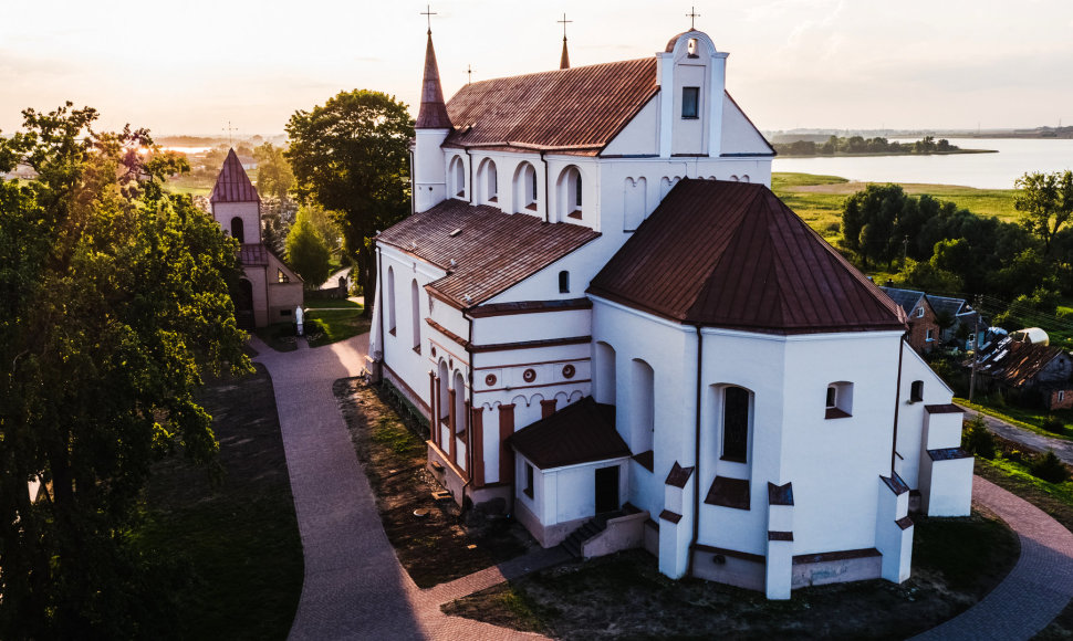 Simno bažnyčia