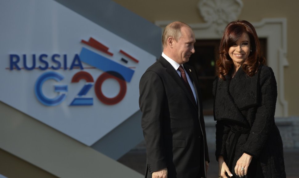 Rusijos prezidentas Vladimiras Putinas ir Argentinos vadovė Cristina Kirchner.