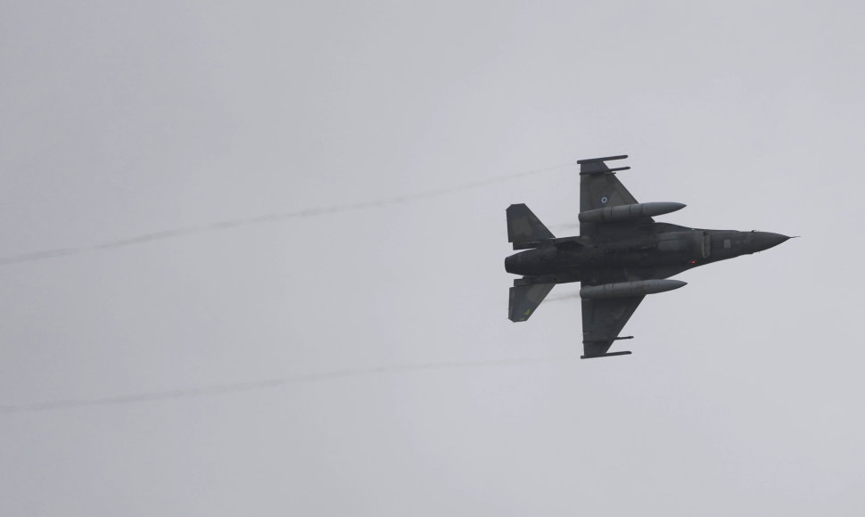 Graikijos karinių oro pajėgų naikintuvas F-16