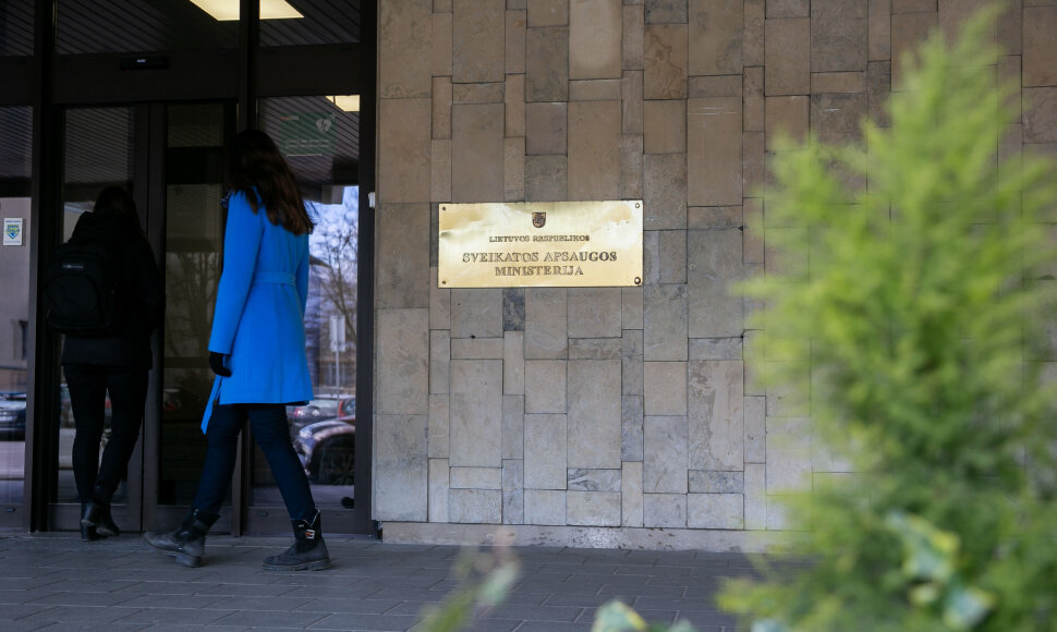 Karantino metu SAM darbuotojai dirba ministerijoje