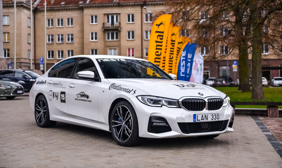 BMW 330i – konkurso „Metų automobilis 2020“ dalyvis