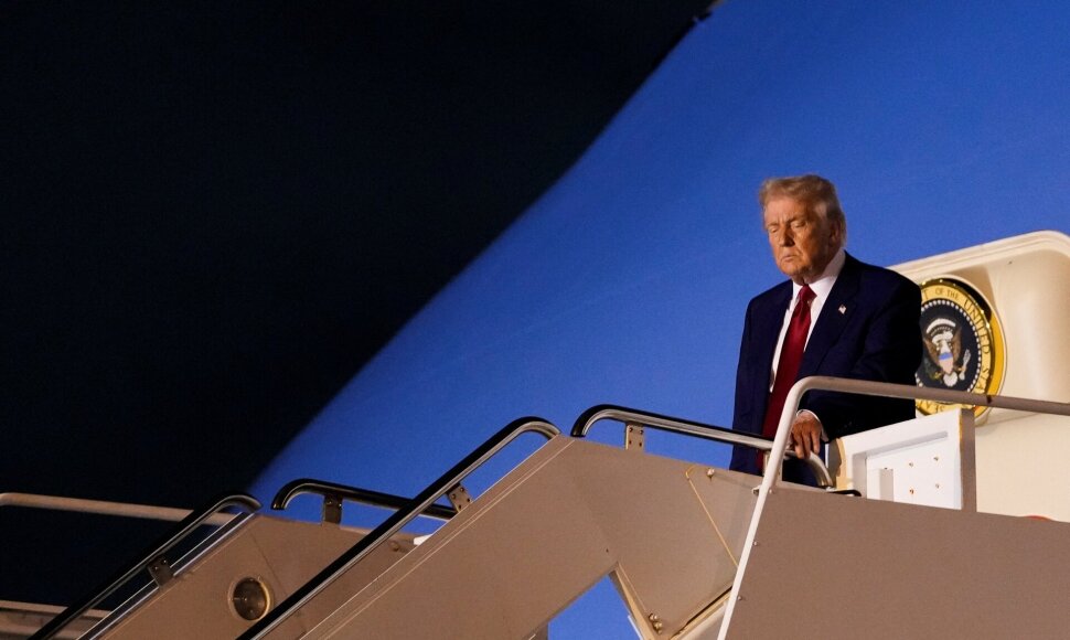 Kent Nishimura / REUTERS
