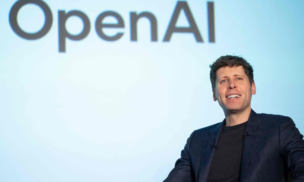 „OpenAI“ generalinis direktorius Samas Altmanas / YUICHI YAMAZAKI / AFP