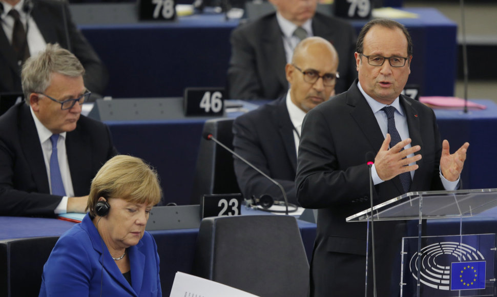 Angela Merkel ir Francois Hollande'as Europos Parlamente