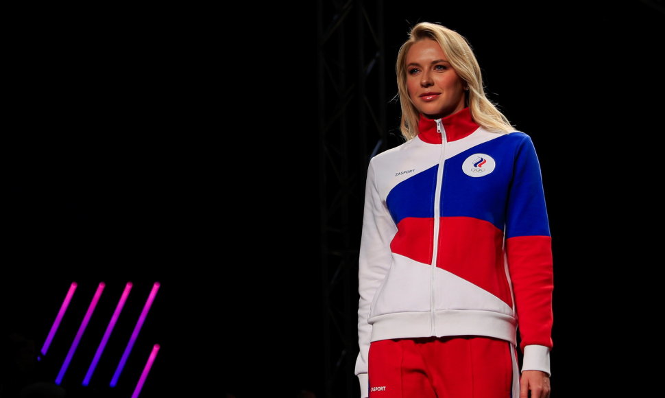 Maskvoje pristatyta Rusijos sportininkų olimpinė apranga Tokijo žaidynėms.
